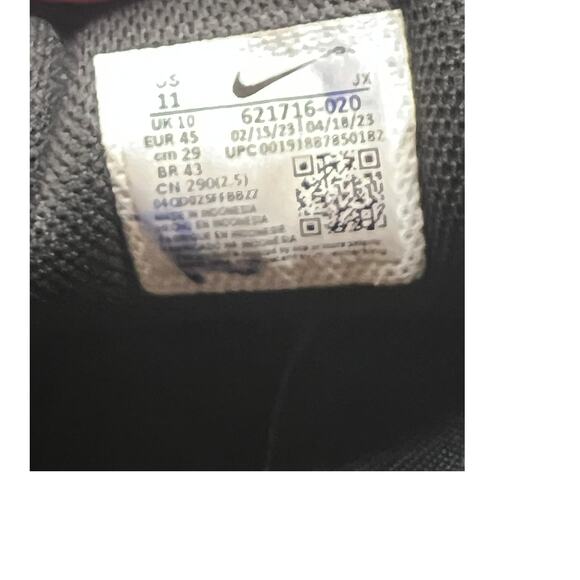 Nike Reax 8 TR Black Metallic Gold Mens 11 - Picture 9 of 9